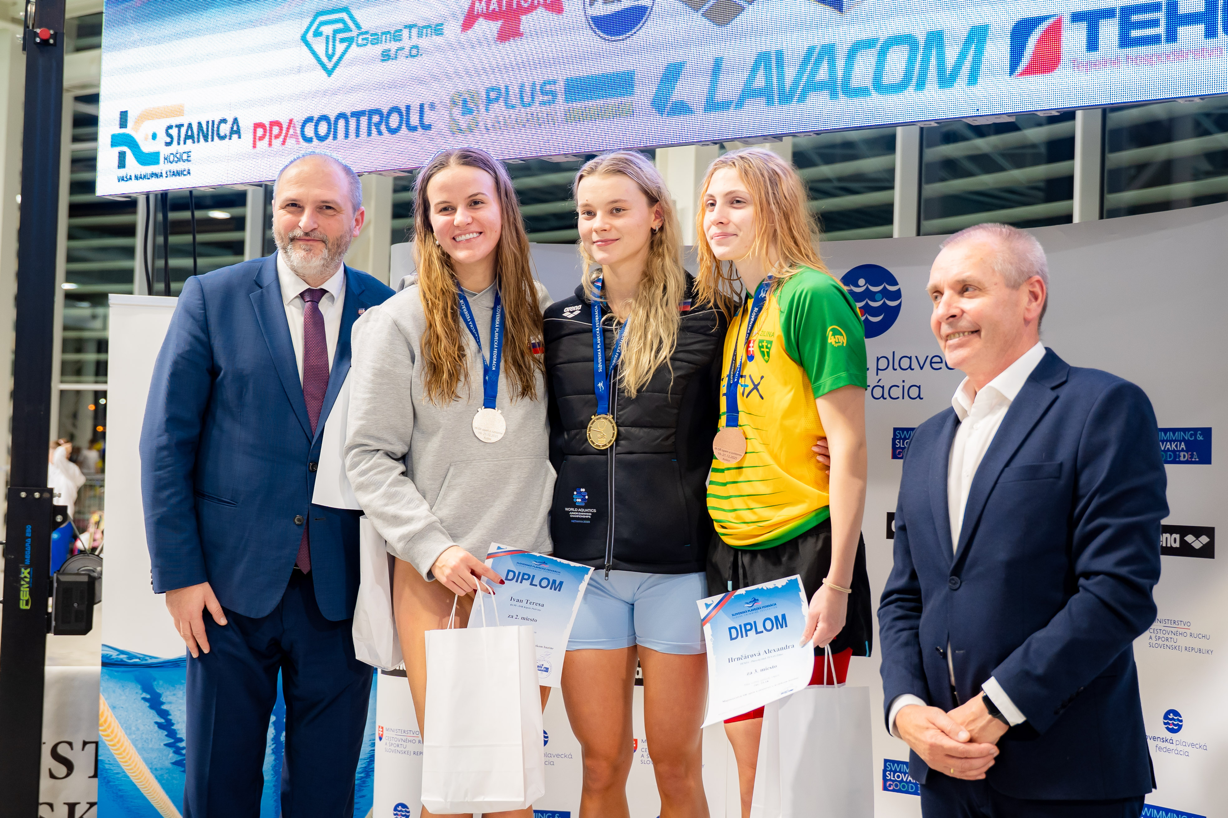 Slavnostne otvorenie Majstrovstiev Slovenskej republiky v plavani-89